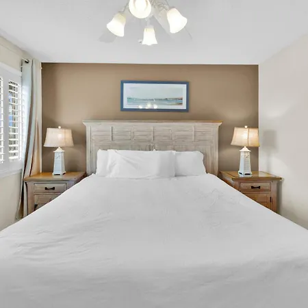 Southbay By The Gulf 99 An Updated Townhome 50 Yards From Beach 3 Bedroom Sleeps 6